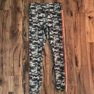 SPIRITUAL GANGSTER Camo Leggings w/ Glitter Stripe